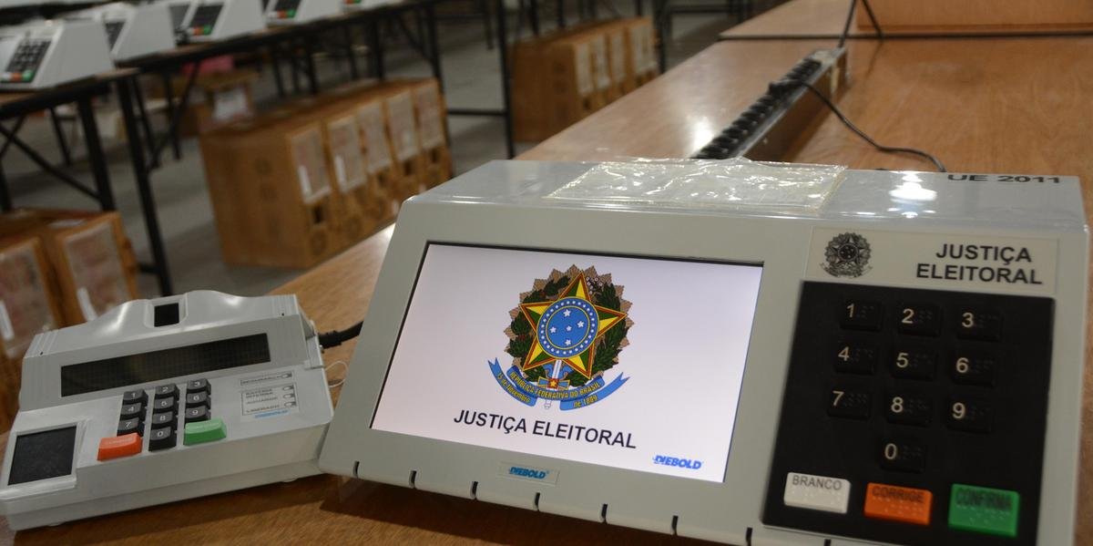 Número de eleitores com menos de 18 anos desaba pela metade na comparação com 2016