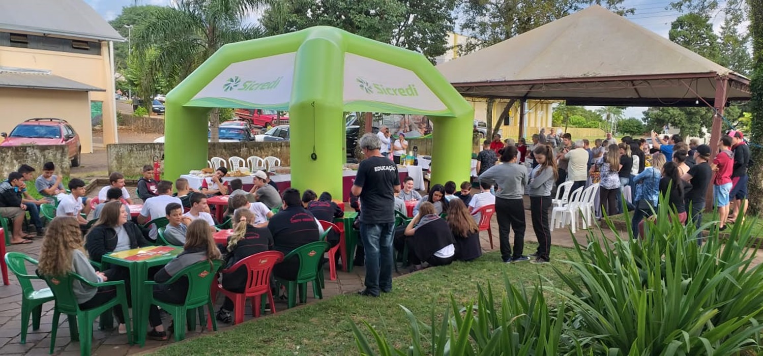 Feira da Agricultura Familiar de Alpestre completa 3 Anos