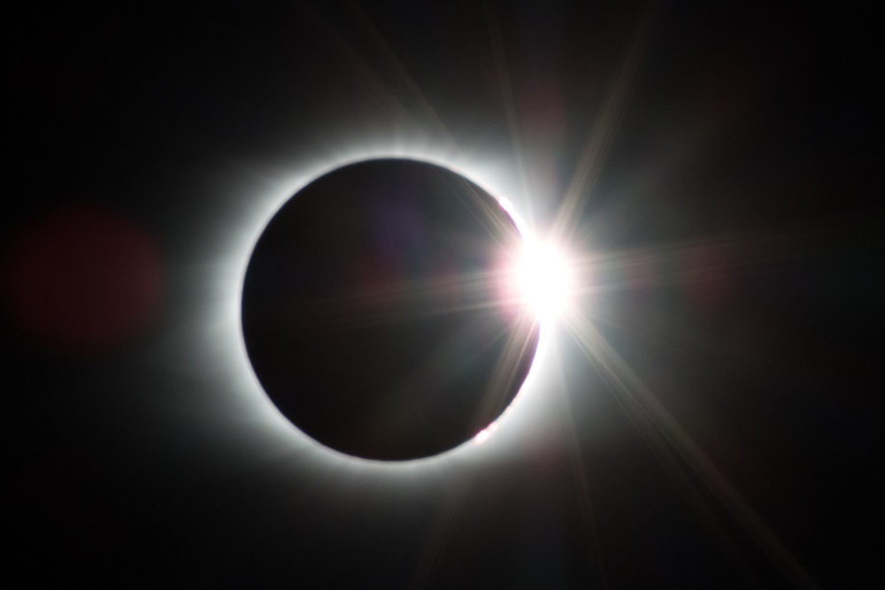 Brasil terá eclipse solar parcial hoje, entre meio-dia e 15h