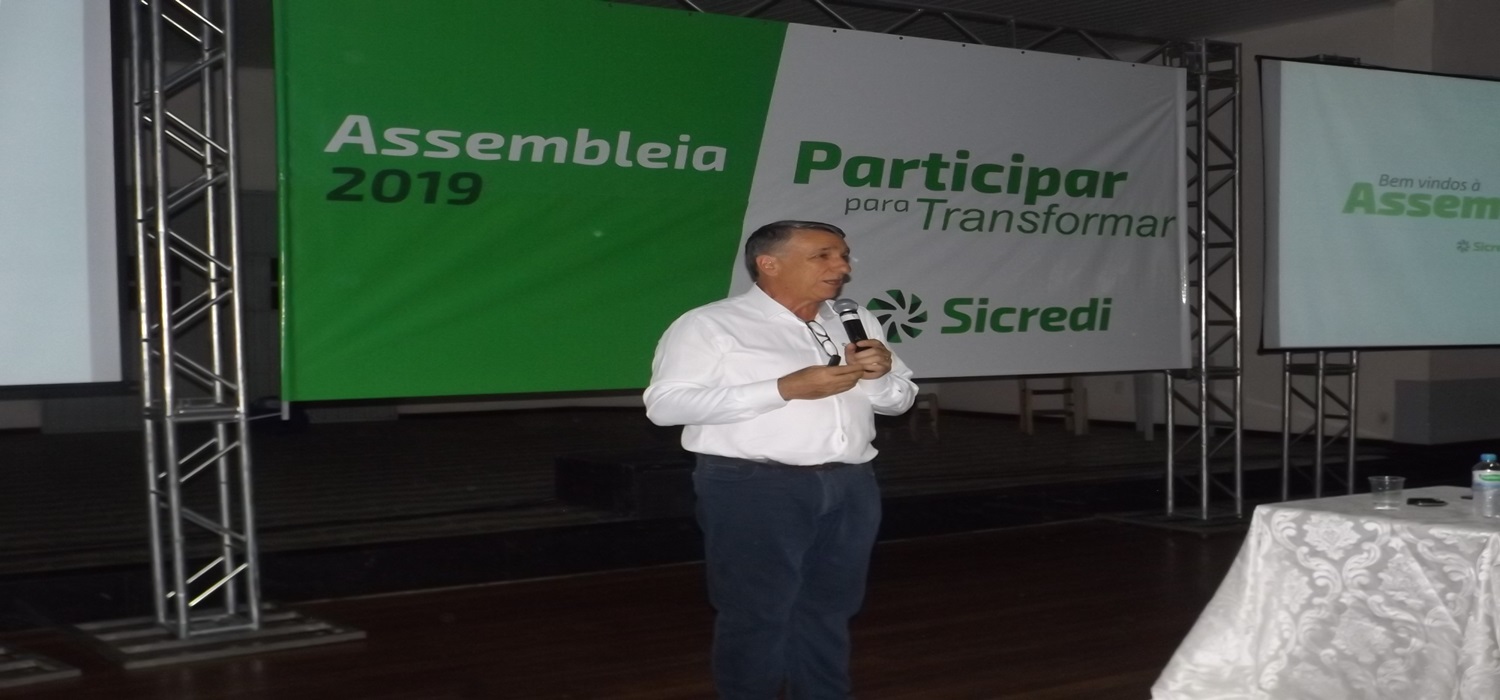 UM GRANDE NÚMERO DE ASSOCIADOS PARTICIPOU DA ASSEMBLÉIA DA SICREDI NO MUNICÍPIO DE ALPESTRE.