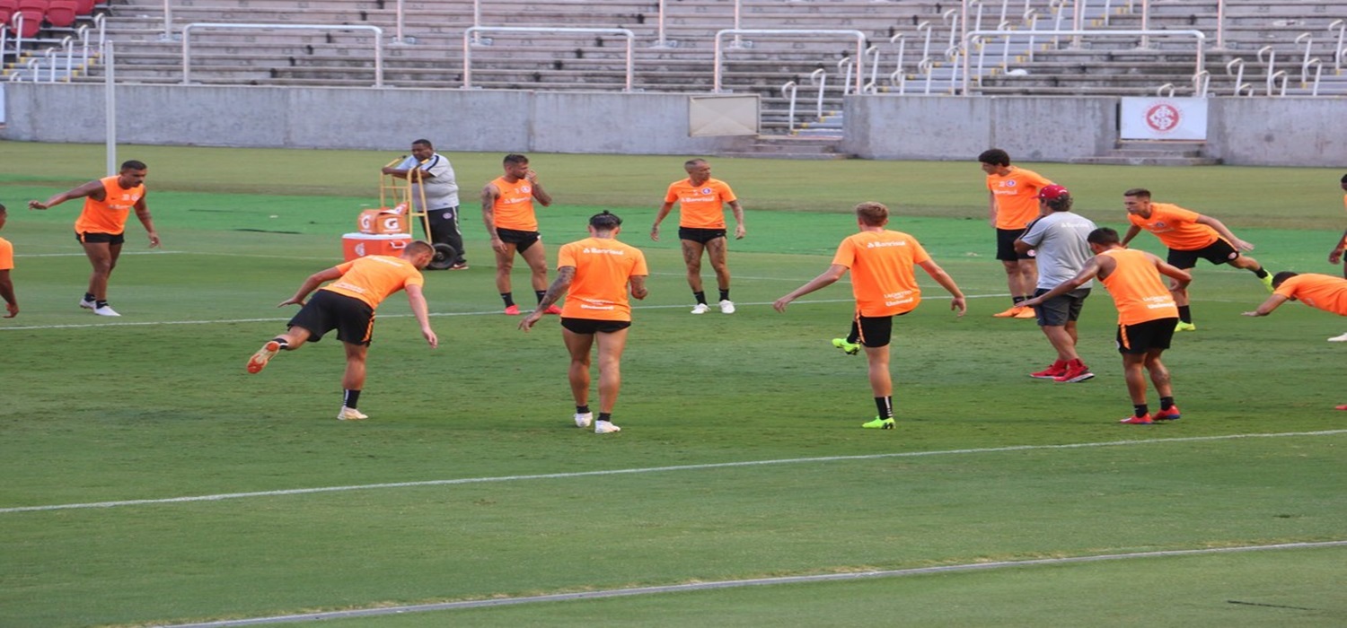 Odair comanda treino no Beira-Rio e faz mistério para Inter pegar o Veranópolis