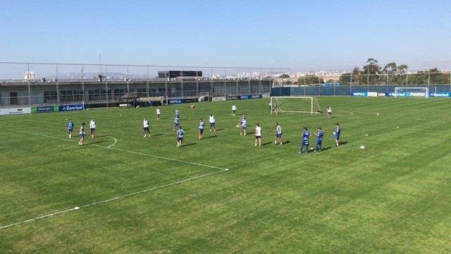 Grêmio treina com titulares após Gre-Nal e volta atenções para Libertadores