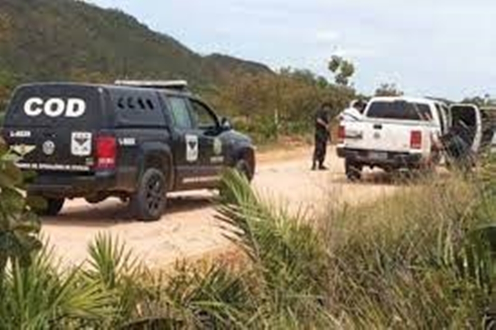 Oito suspeitos de planejar roubo a banco são mortos em confronto com a PM em Goiás