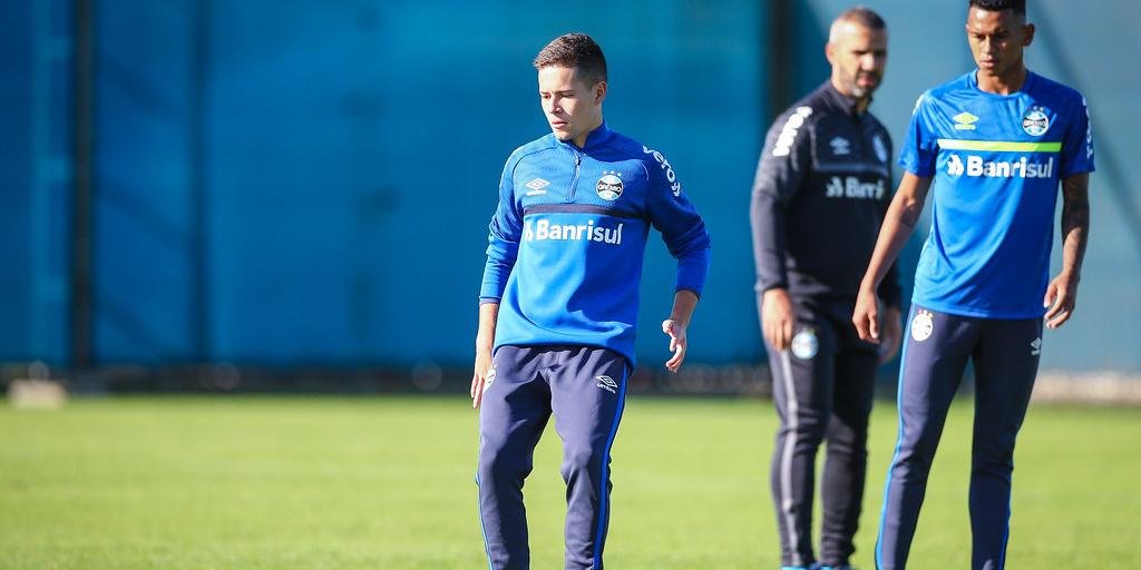 Jean Pyerre, Pepê e Guilherme Guedes integram a delegação do Grêmio para o jogo contra o Aragua