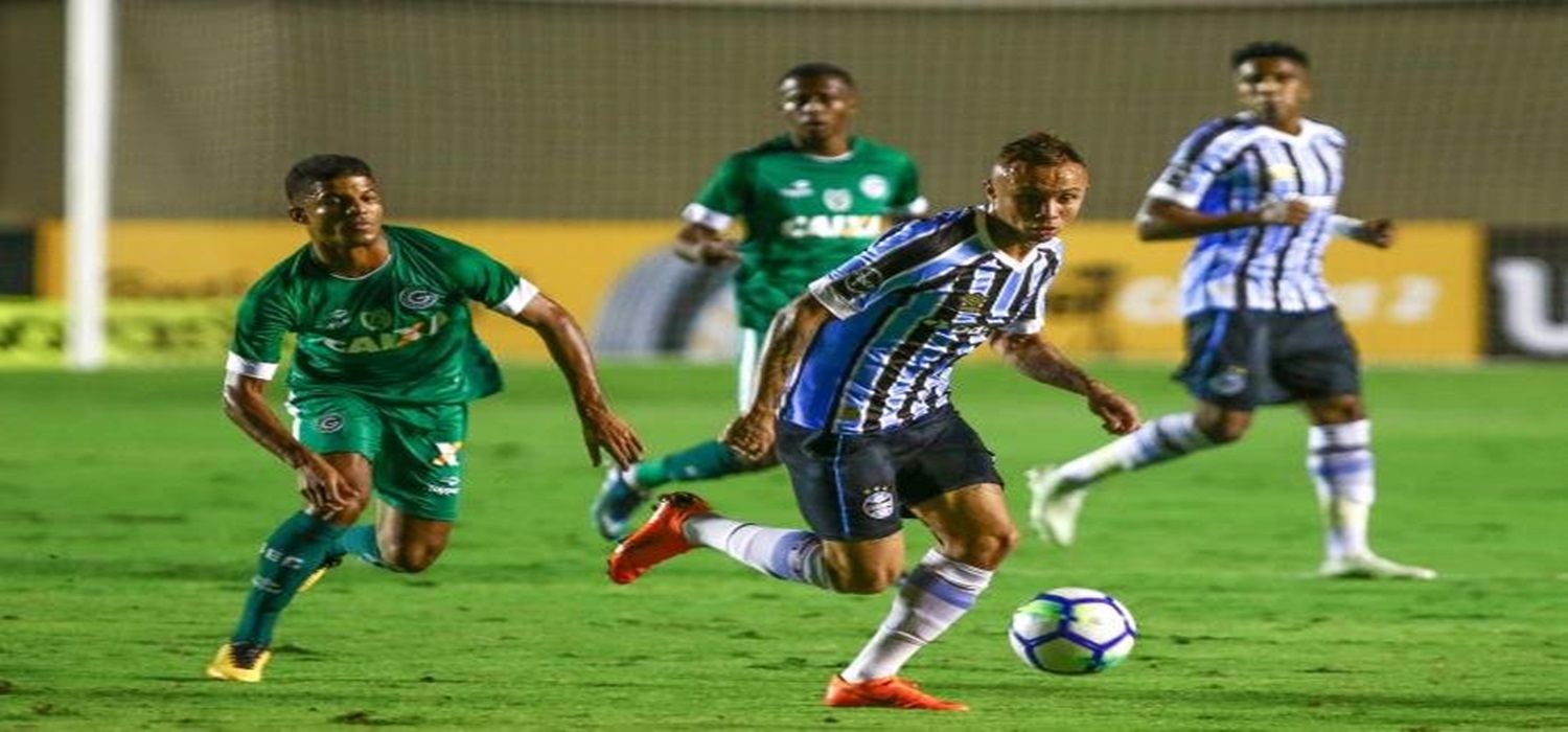 Grêmio vence o Goiás e fica perto das quartas da Copa do Brasil