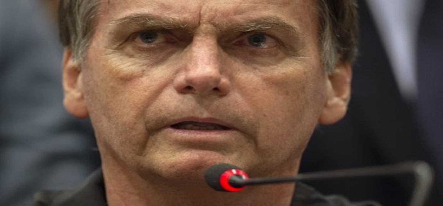 Bolsonaro volta a colocar pesquisas eleitorais sob suspeita