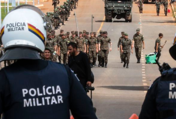 Interventor e Exército dizem que não permitirão volta de manifestantes