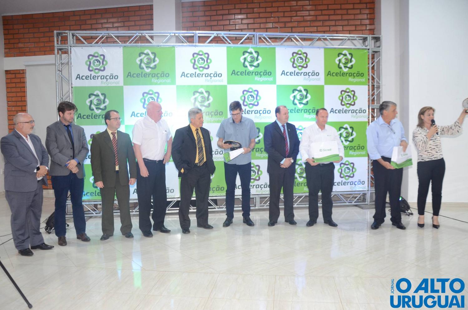 Sicredi apresenta diagnóstico regional para autoridades