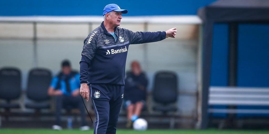 Felipão tem o retorno de Geromel, mas Grêmio não poderá contar quatro jogadores na Bahia