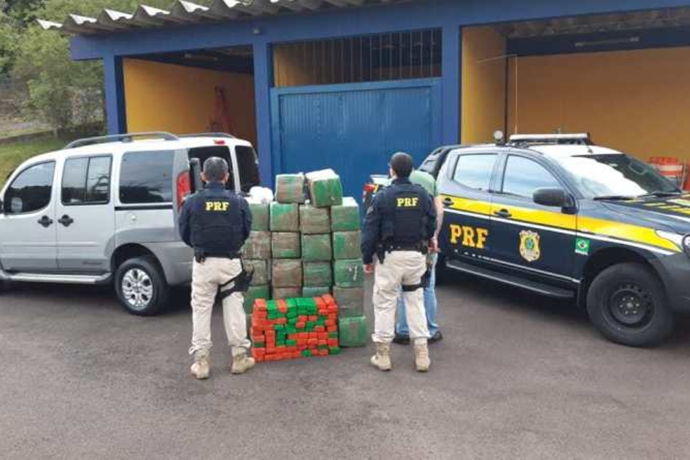 PRF prende 5 traficantes com meia tonelada de maconha na BR 290