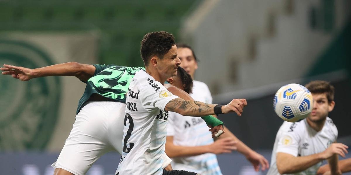 Dominado, Grêmio perde para o Palmeiras por 2 a 0 e segue sem vencer no Brasileirão