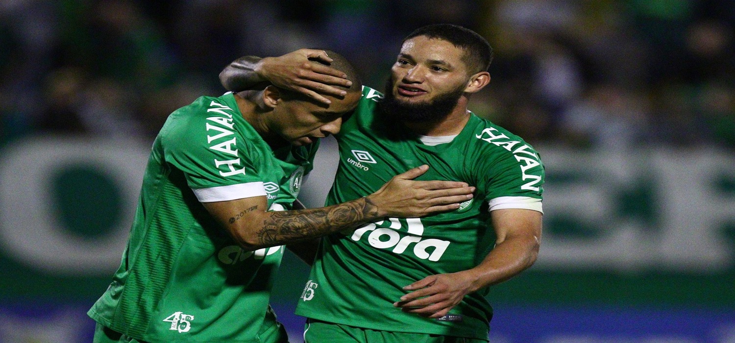 Com apoio de WP9, Arthur vira artilheiro e volta a ser protagonista na Chape