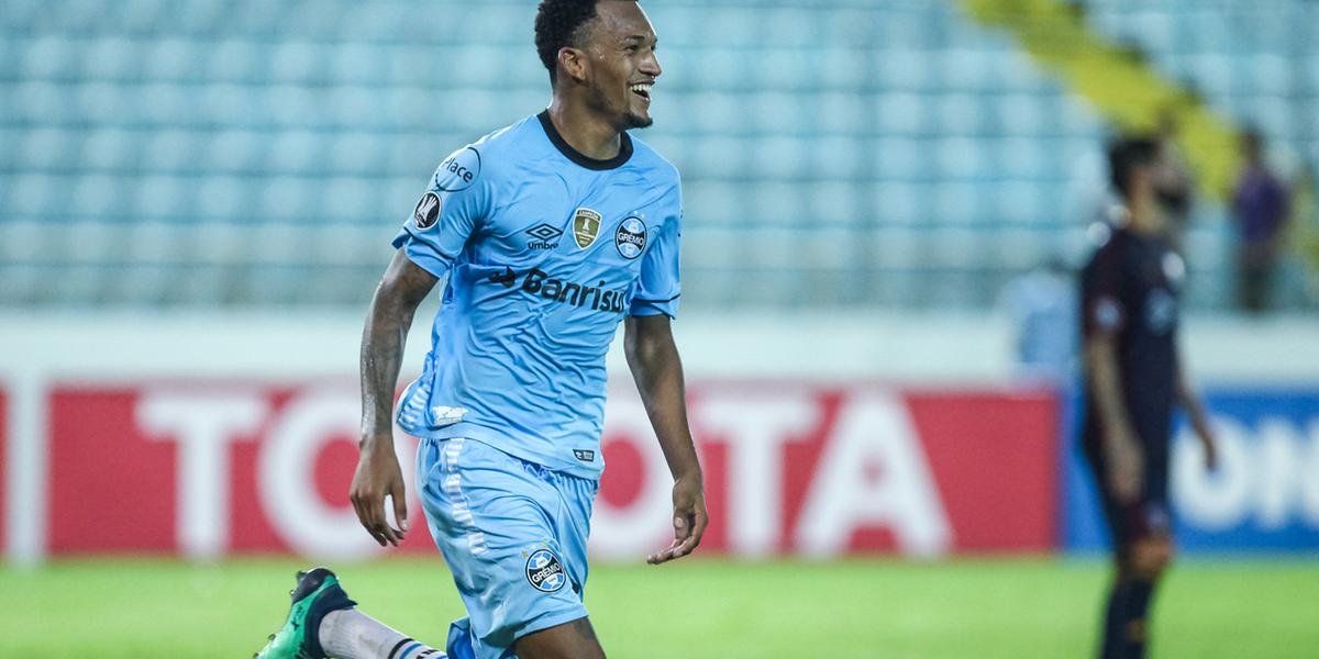 Na mira do Grêmio, Jailson recebe sondagens de outros clubes brasileiros para deixar Dalian Pro