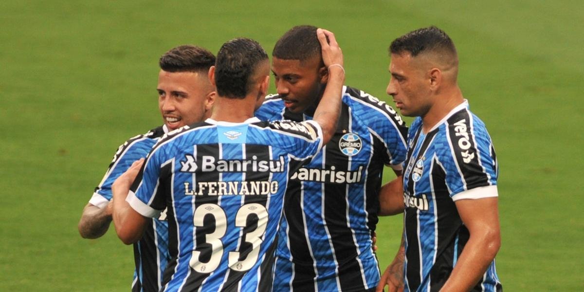 Grêmio vence Goiás na Arena por 2 a 1 em jogo de recorde de Renato