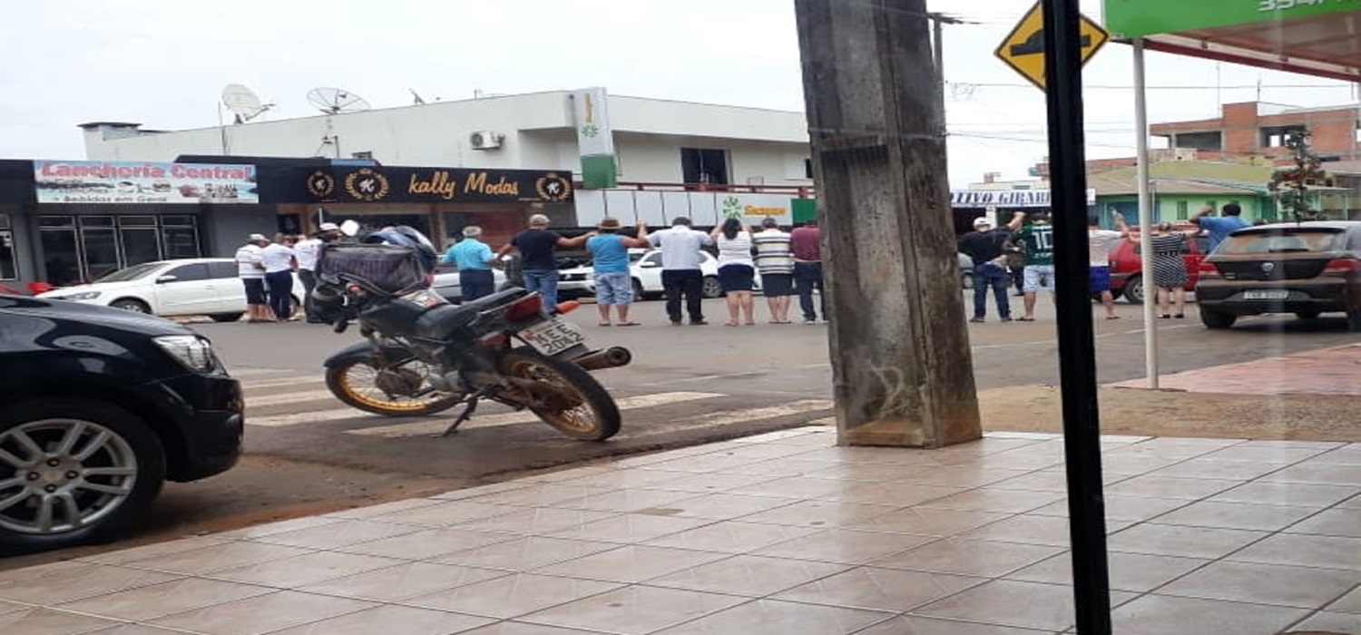 Agências bancárias são assaltadas em Trindade do Sul