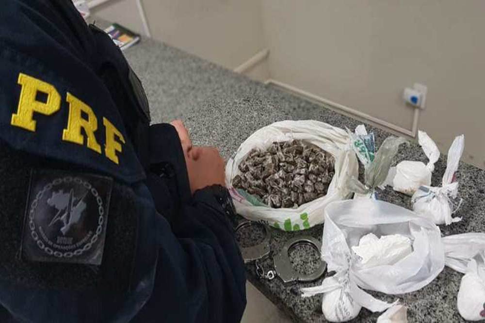 PRF prende traficantes com mix de drogas na BR 386