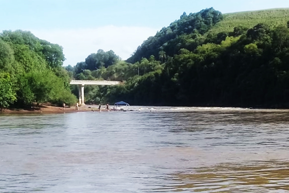 Homem desaparece nas águas do Rio da Várzea em Rodeio Bonito