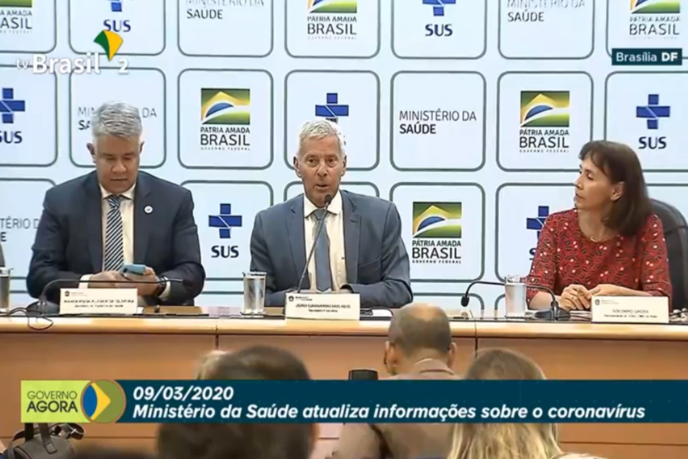 Coronavírus: número de casos confirmados fica estável em 25 no Brasil