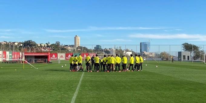 Com dúvida no ataque, Aguirre segue preparação do Inter para duelo contra o Olimpia