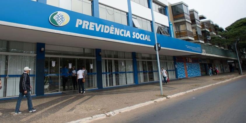 Governo oficializa reajuste de 10,16% nos benefícios do INSS