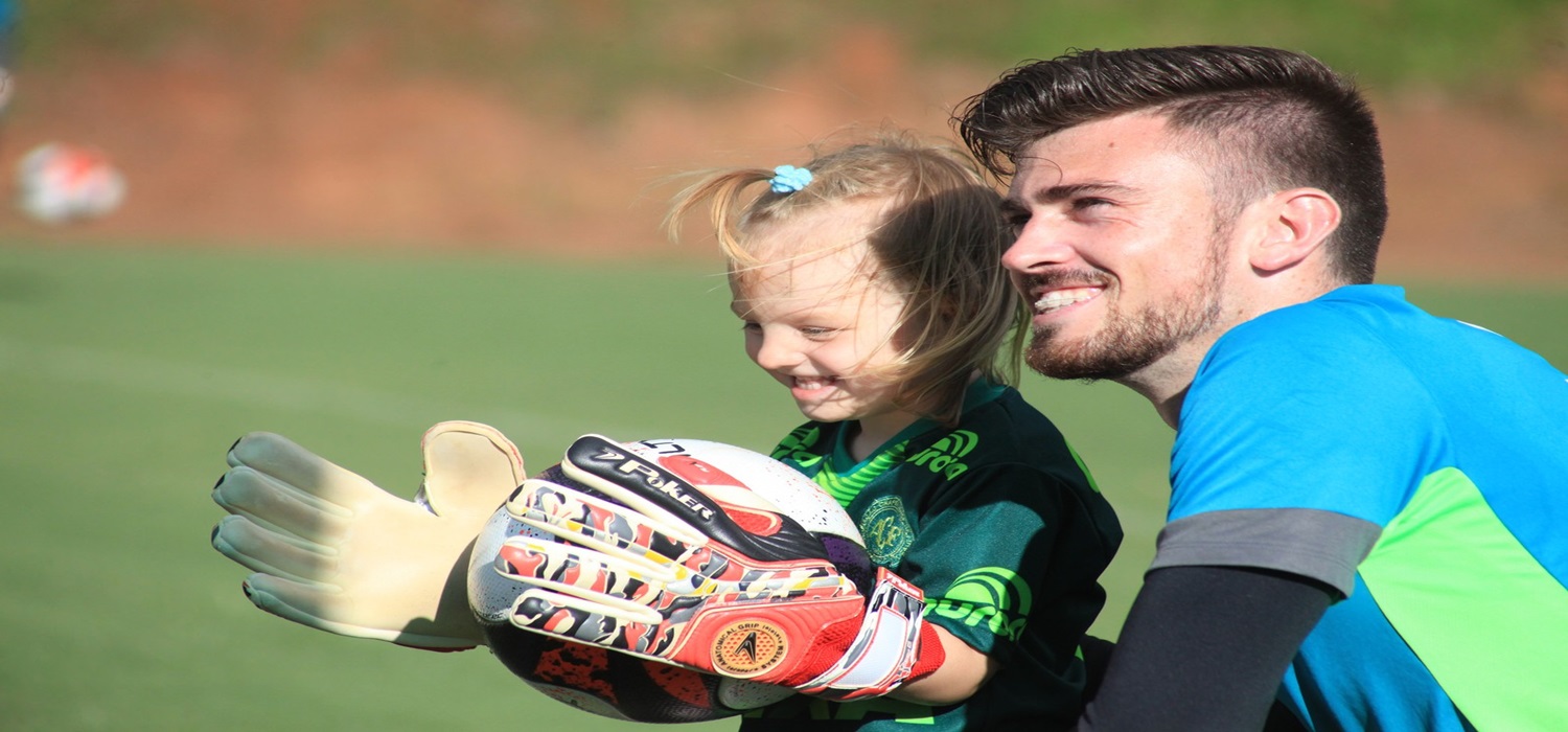 Chapecoense encaminha empréstimo de Elias ao América-MG