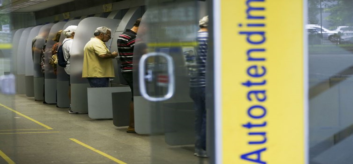 Nascidos em agosto já podem sacar abono salarial do PIS/Pasep