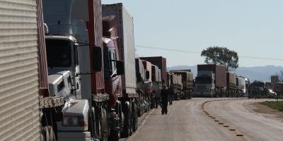 Associação diz que caminhoneiros farão greve dia 1º de fevereiro