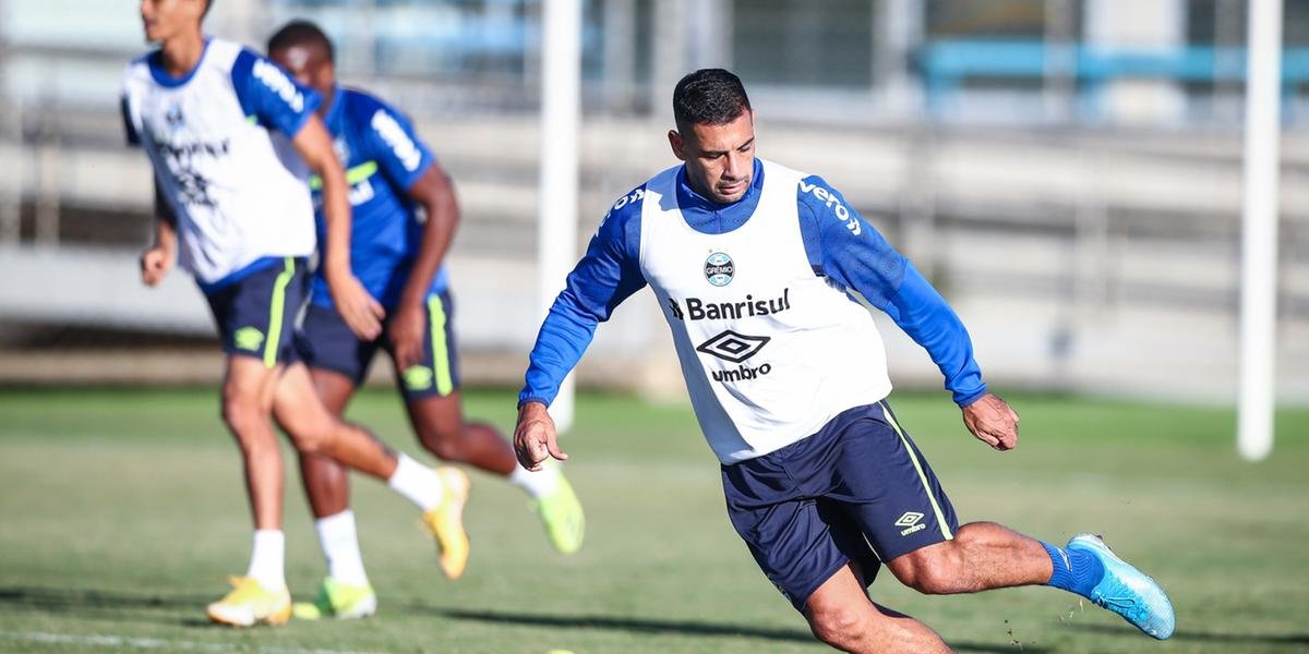 Tiago Nunes foca em atividade tática e prepara Grêmio contra o Lanús