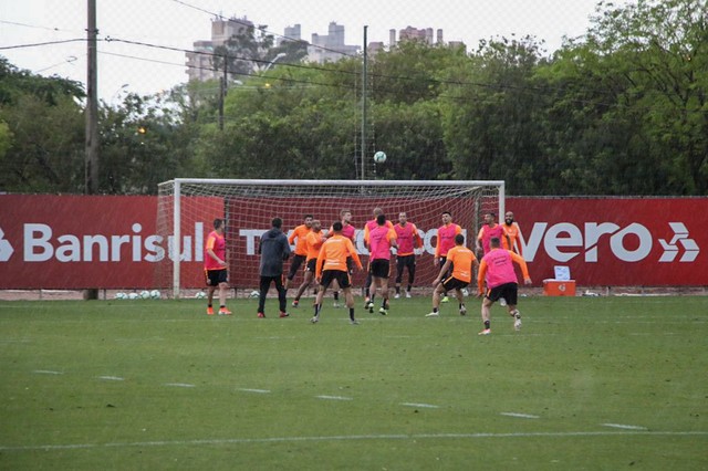  Inter x Athletico: Zé Ricardo volta a fechar treino e mantém mistério; veja o provável time