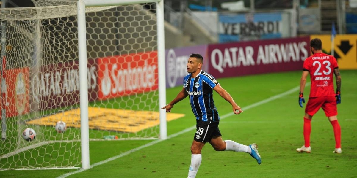 Grêmio goleia o Ayacucho e encaminha vaga na terceira fase da Libertadores