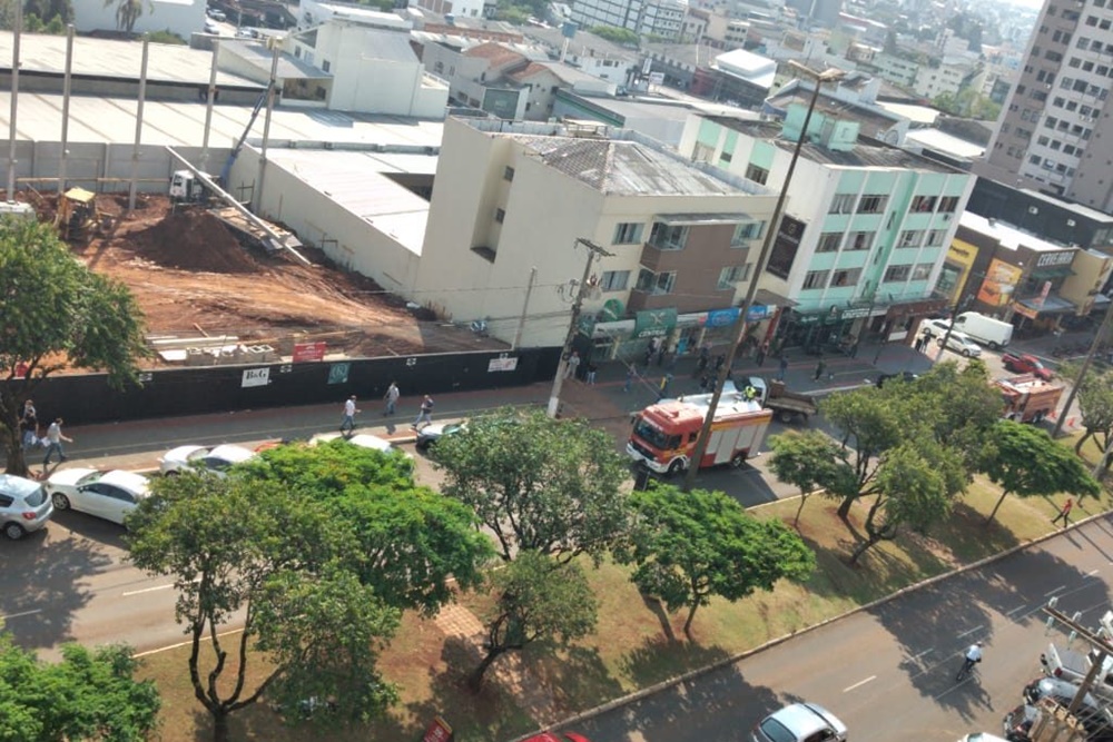 VÍDEO: Trabalhador é soterrado em obra no centro de Chapecó