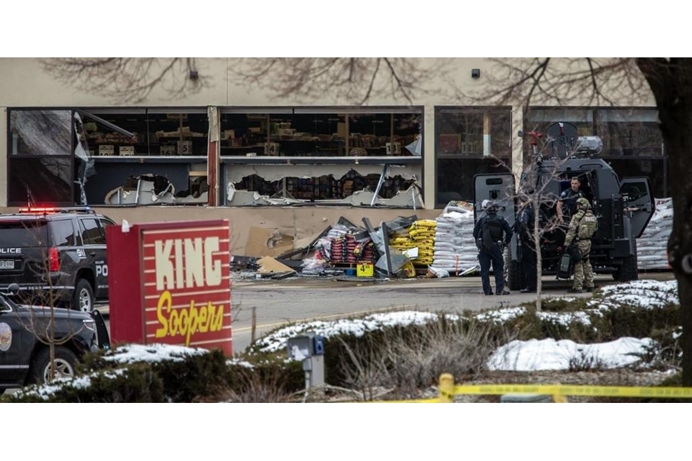 Tiros em supermercado nos EUA deixam vários mortos no Colorado