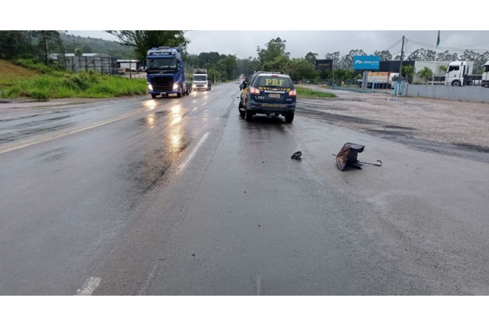 Caminhão de Chapecó atropela e mata idoso na BR-470