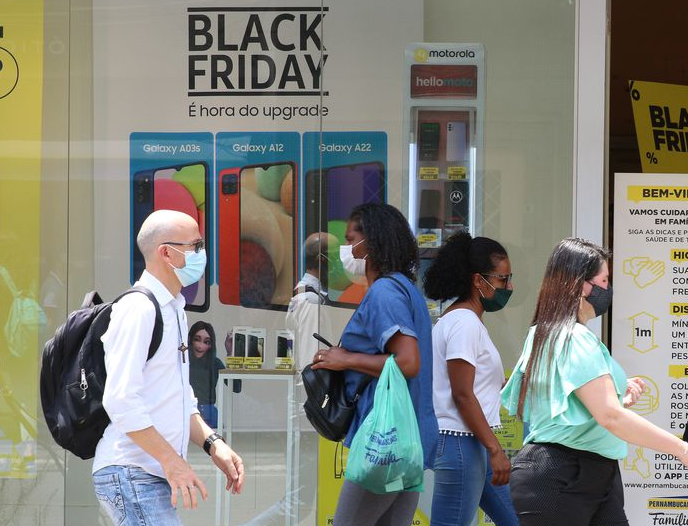 Cartilha alerta consumidores para promoções na Black Friday