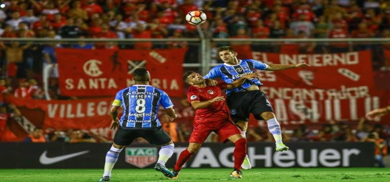 Grêmio sai na frente, mas empata com o Independiente pela Recopa