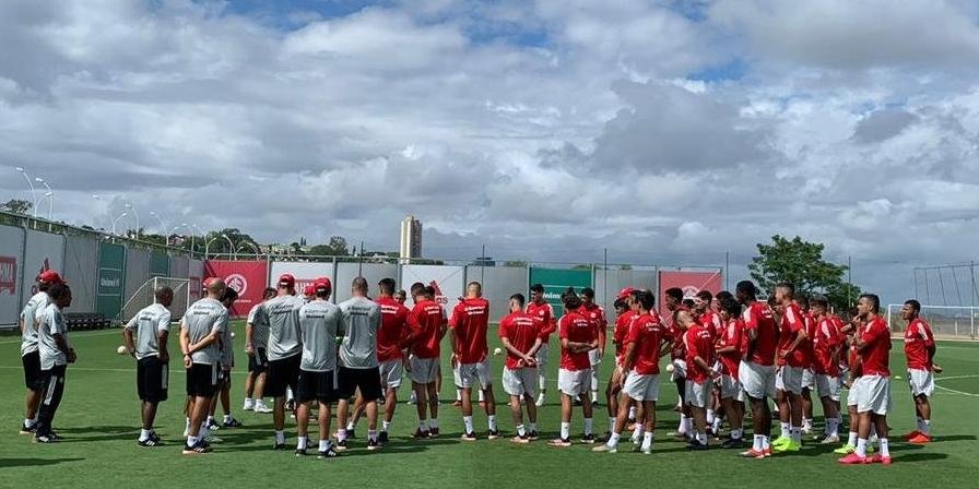 Coudet fecha treino “decisivo” para a definir Inter que enfrenta o Universidad do Chile