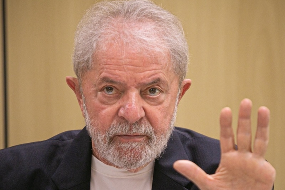 Defesa de Lula entra com pedido de liberdade nesta sexta-feira